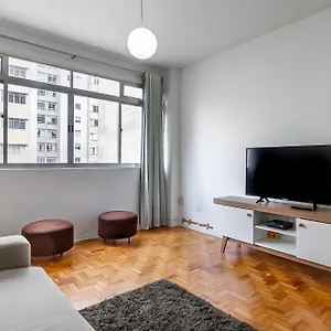 amplo-apartamento-no-centro-2-quadras-do-metr.topsaopaulohotels.com/